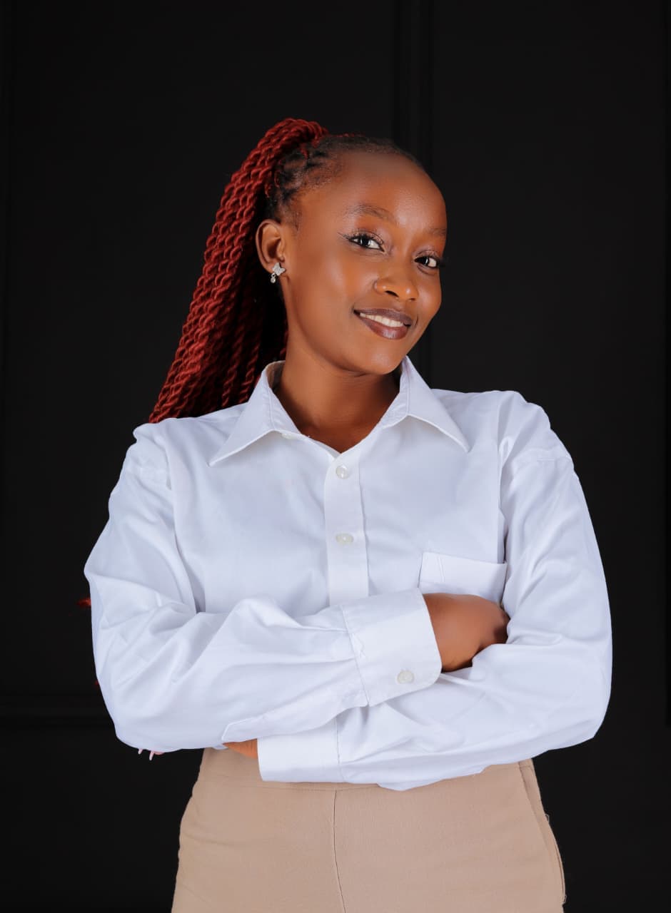 Lizzie Kamanthe
